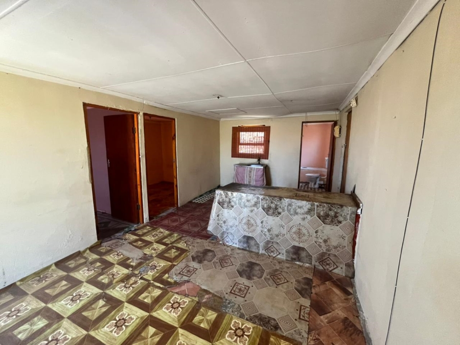 2 Bedroom Property for Sale in Kwazakhele Eastern Cape